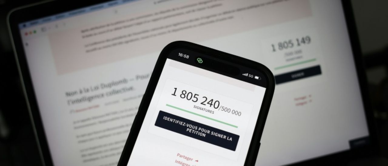 "Nourrir, pas empoisonner": les chefs se mobilisent contre la loi Duplomb