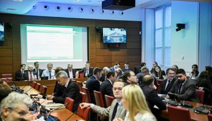 Les députés entament à bonne allure l'examen du budget, face à des délais contraints