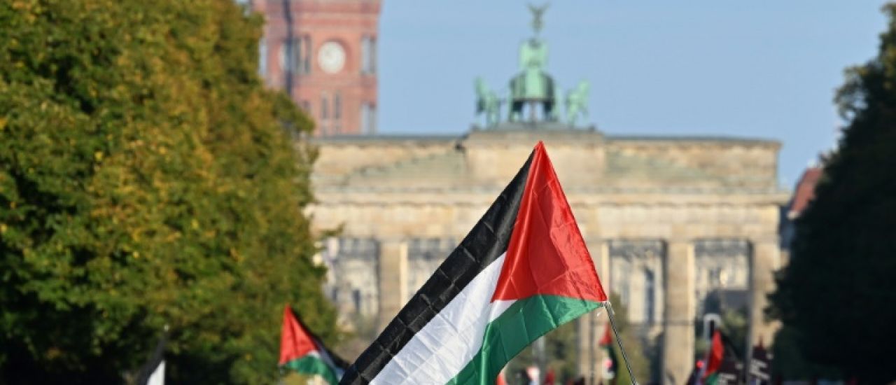 A Berlin, une foule appelle à la fin de la guerre à Gaza