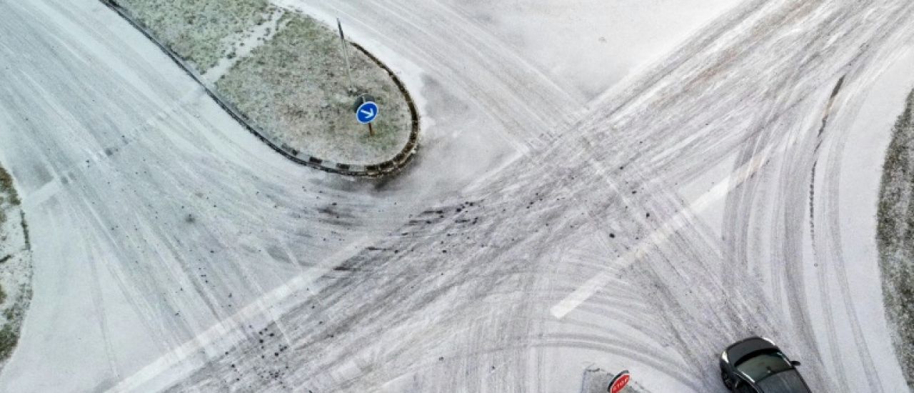 L'Ile-de-France et une partie du Massif central en vigilance neige-verglas