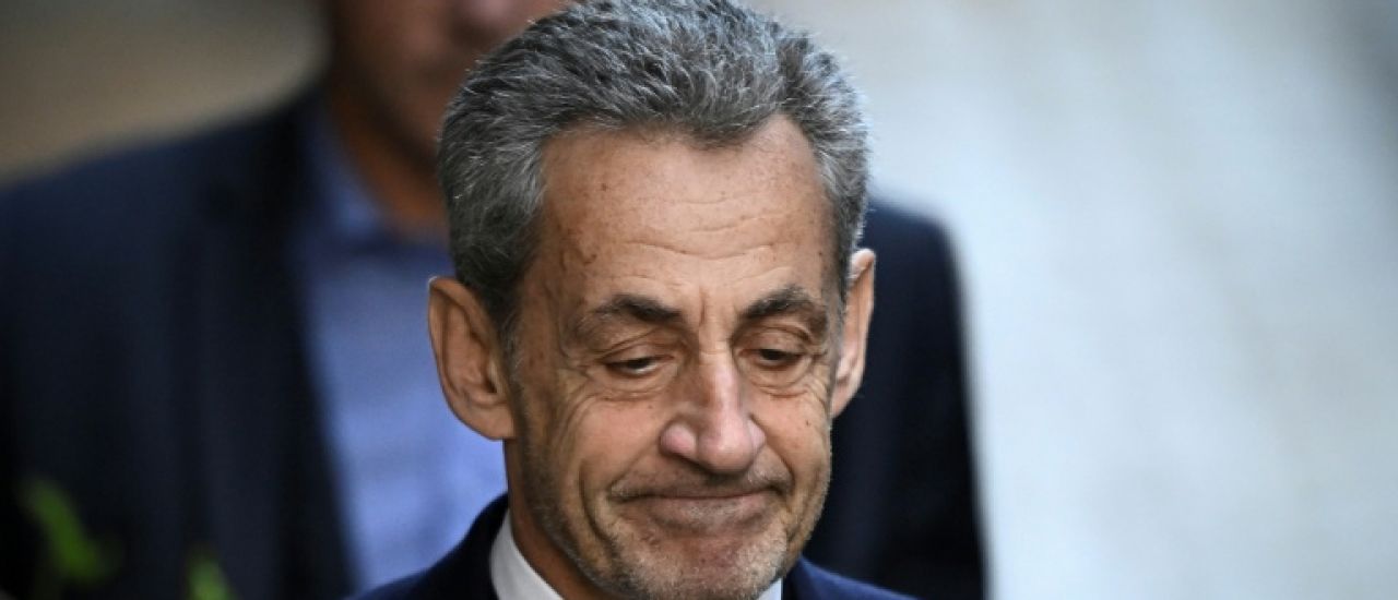 Nicolas Sarkozy est en prison, une première historique Nicolas Sarkozy est en prison, une première historique