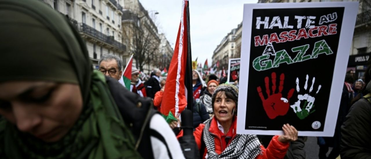 Des milliers de personnes manifestent à Paris en soutien aux Palestiniens
