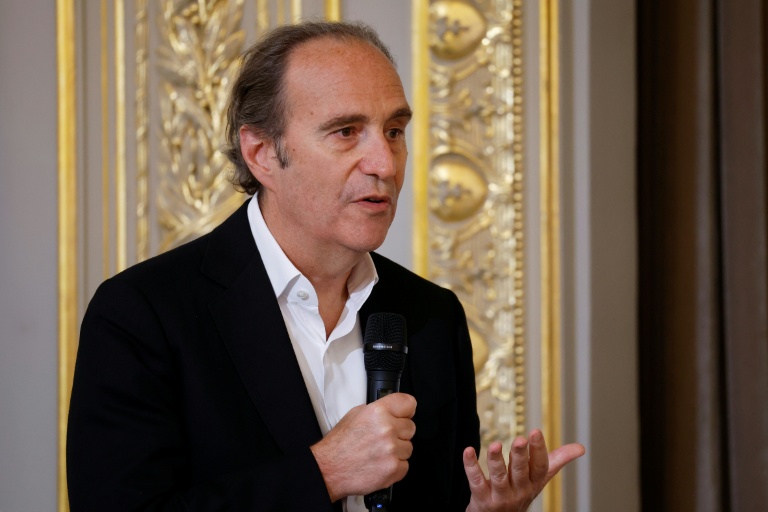 Xavier Niel va débourser 5,1 milliards d'euros pour devenir le premier actionnaire de Vodafone