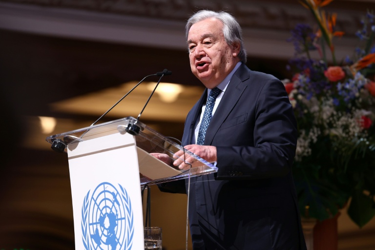 Le chef de l'ONU alerte sur son "effondrement financier imminent"