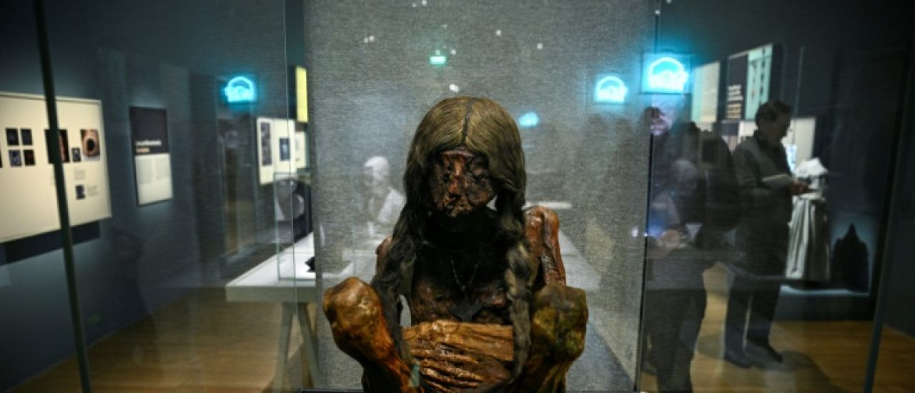 Montrer les corps des momies et regarder la vie en face