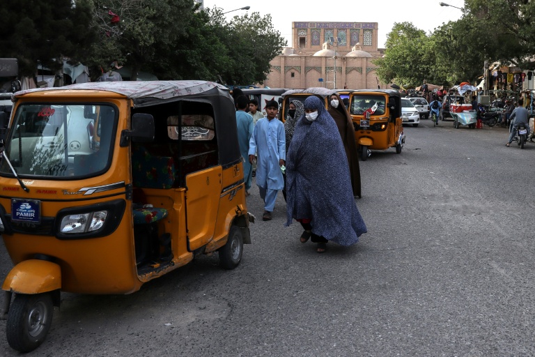 Afghanistan: la police afghane disperse un rassemblement en faveur des droits des femmes