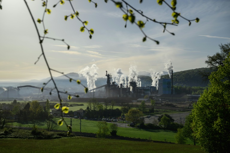 Survie de l'usine de pâte à papier Fibre Excellence: Saint-Gaudens retient son souffle