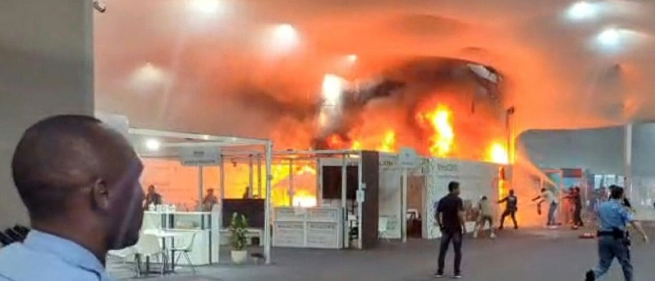 Un incendie fait dérailler les dernières 24 heures de négociations de la COP30