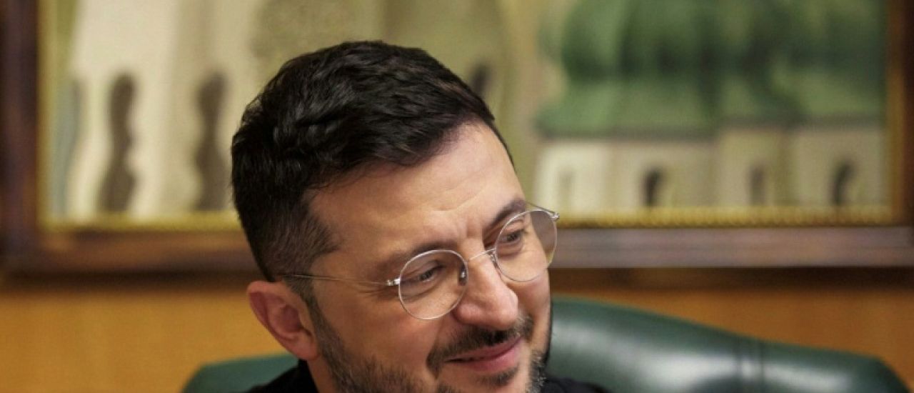 Ukraine: Zelensky exhorte Trump à mettre fin à la guerre, comme "au Moyen-Orient"