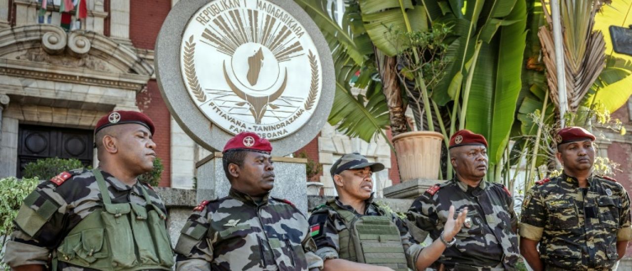 Madagascar: les militaires prennent le pouvoir après un vote de destitution du président