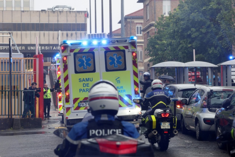 Une Française testée positive à l'hantavirus, nouvelles réunions à Matignon