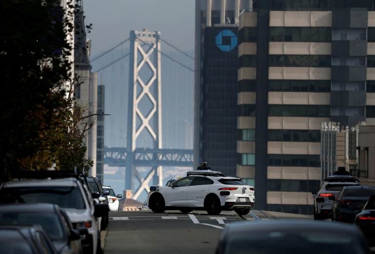 Automobile: humain ou autonomie, pour conduire, il faut choisir