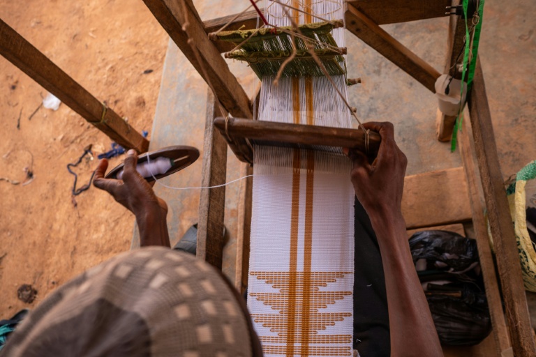 Nigeria: porté par la forte demande, l'aso oke, tissu traditionnel yoruba, résiste à l'automatisation