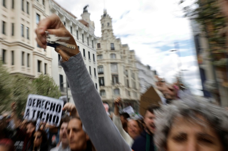 La "tragédie sociale" de l'expulsion d'une retraitée de son logement bouleverse l'Espagne