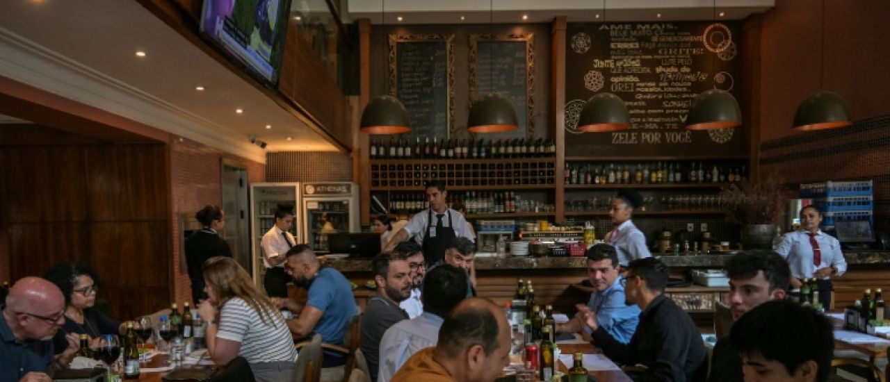 Mortelle caïpirinha ? Emoi au Brésil après des intoxications à l'alcool frelaté