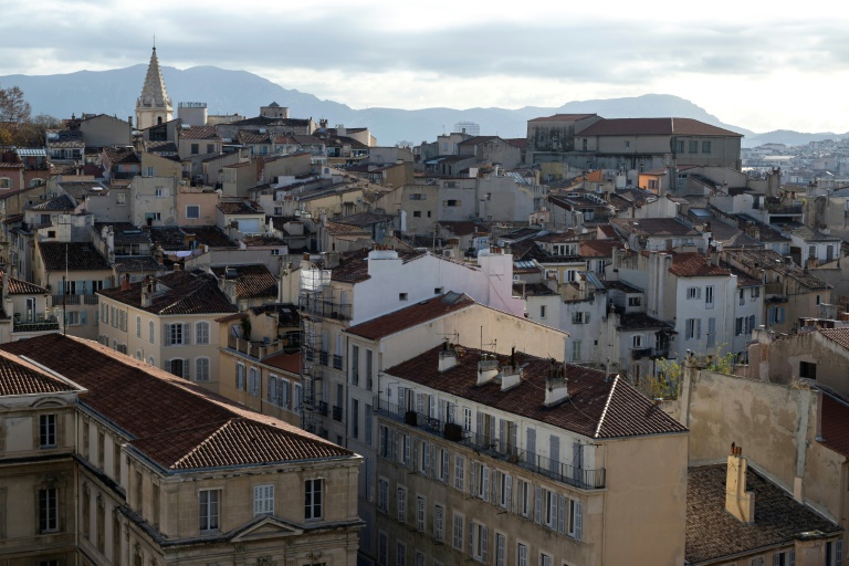 Meublés touristiques à Marseille: deux multipropriétaires condamnés à de lourdes amendes