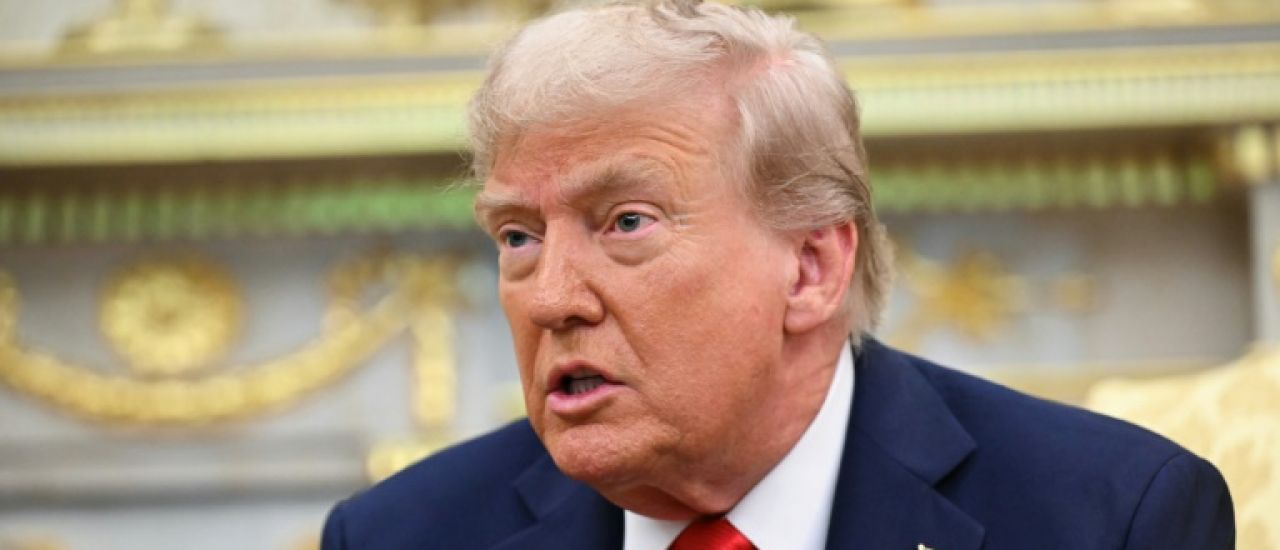 Droits de douane jugés illégaux: l'administration Trump saisit la Cour suprême
