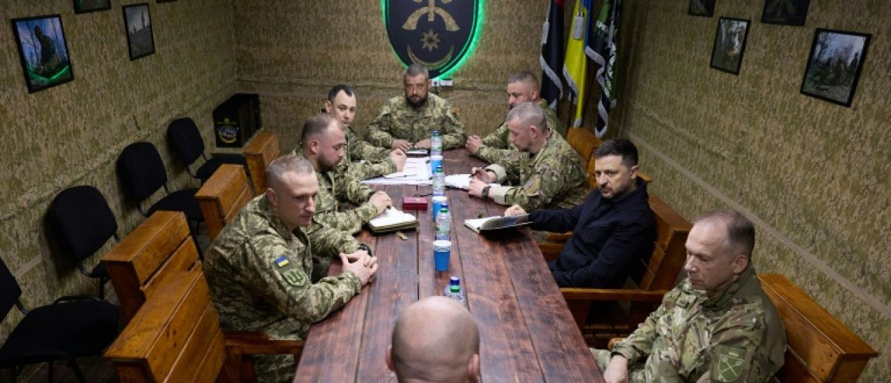 Ukraine: Zelensky limoge le commandant en chef de son armée