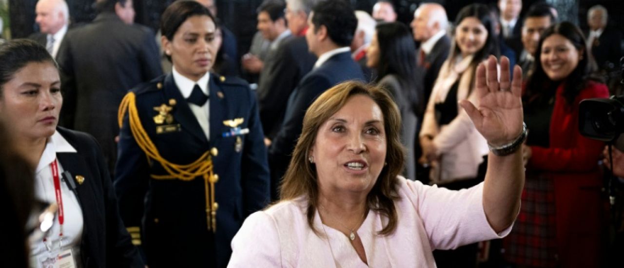 Pérou: Dina Boluarte exclut de demander l'asile après sa destitution expresse