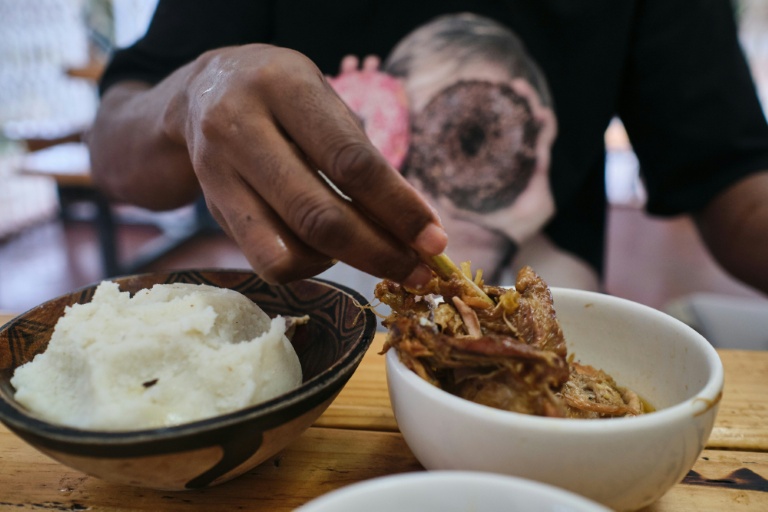 Le goût du pays: les restaurants zimbabwéens ressuscitent la cuisine traditionnelle