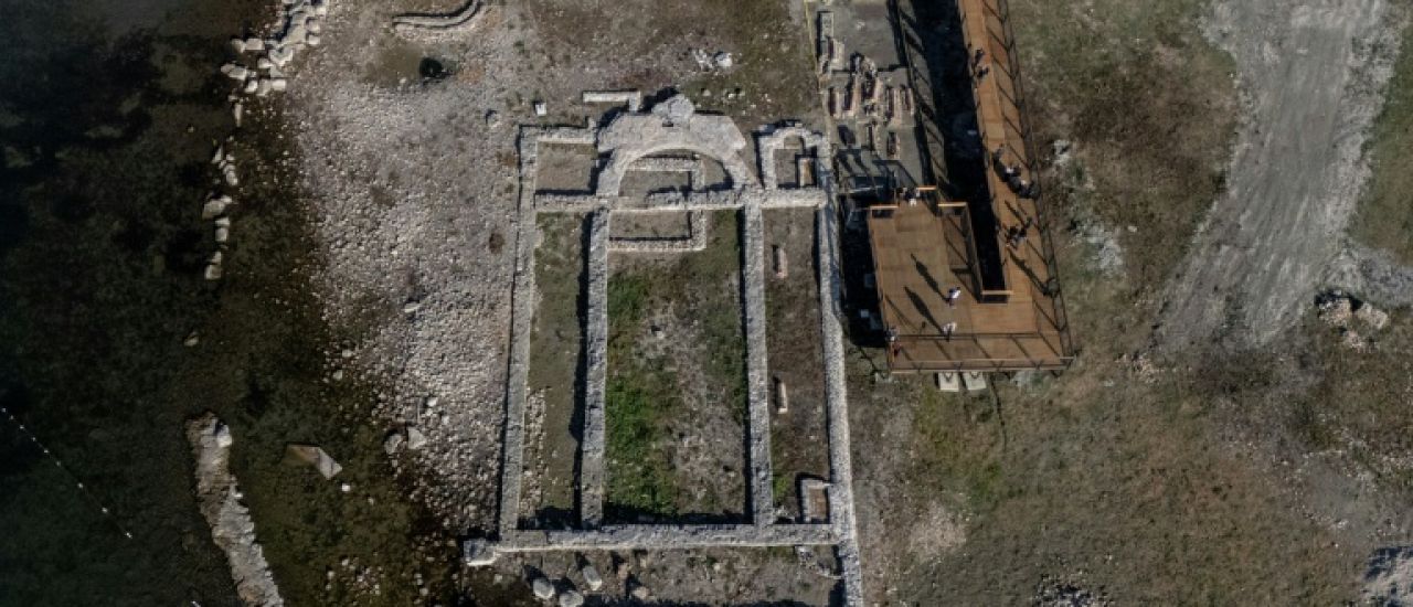 Turquie: à Iznik, la basilique sauvée des eaux, cimetière de martyrs