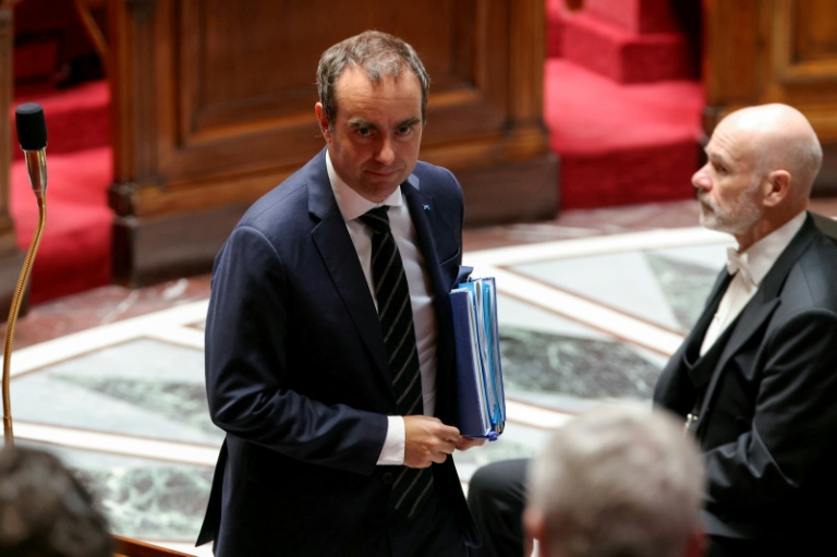 Canicule: Lecornu défend l'action de son gouvernement, n'exclut pas un nouvel épisode