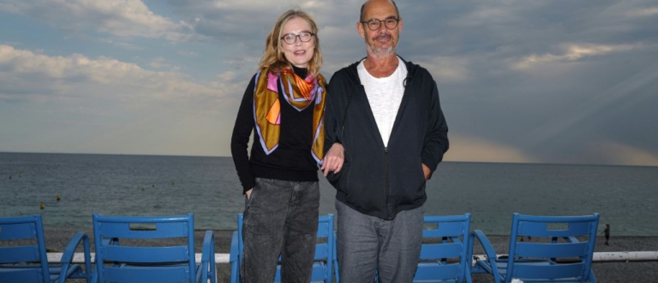 Isabelle Carré: "Je voulais faire un film très doux" sur la souffrance psychique des ados