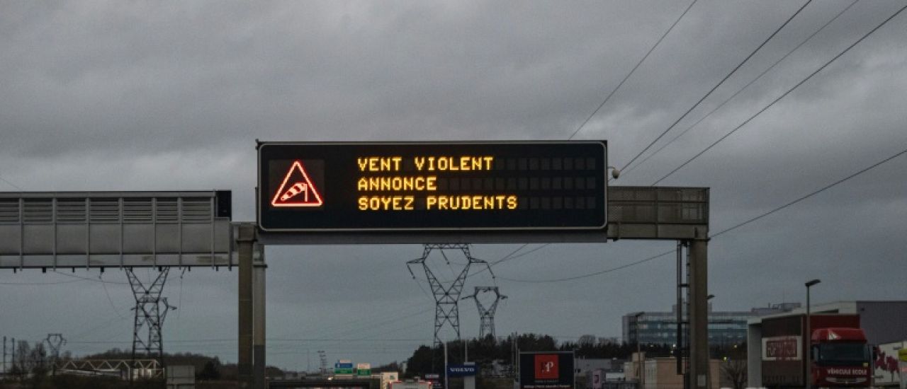 Pourquoi le secteur automobile européen traverse "un ouragan force 5" ?