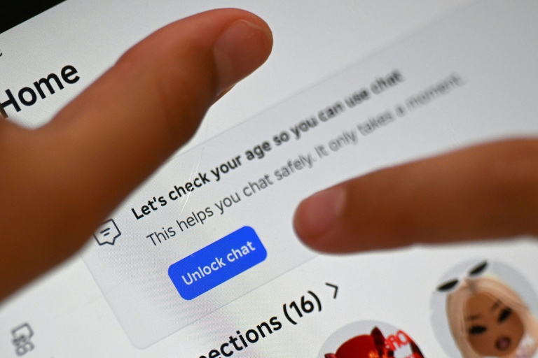 Australie: sites pornographiques et chatbot IA tenus de filtrer les mineurs