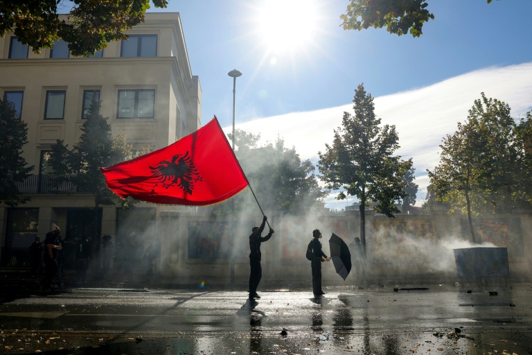 Albanie : cinquième jour de manifestations et d'affrontements à Tirana
