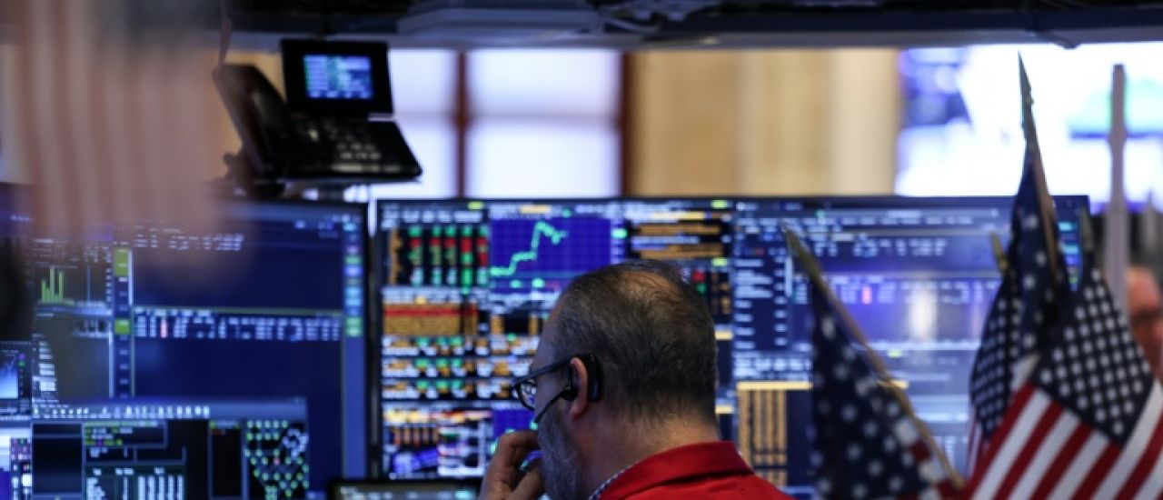 Wall Street ouvre dans le vert, tente un rebond