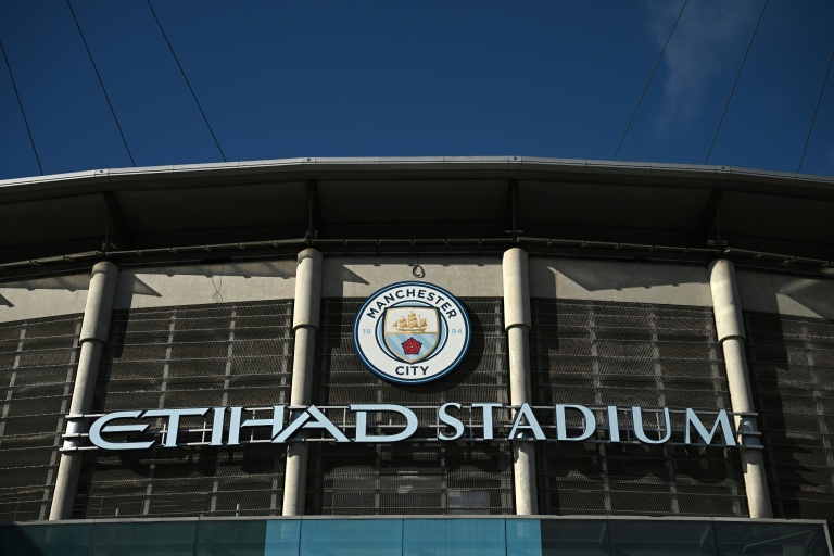 Affaire Manchester City: le club fait appel, la Fédération pointe des "conséquences majeures"