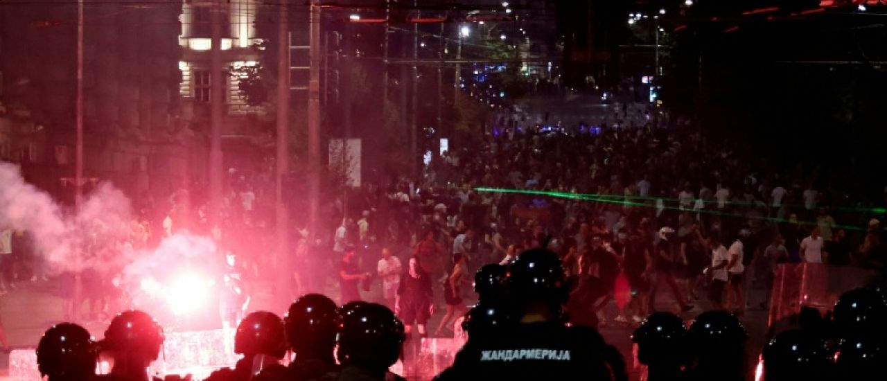 Serbie: nouveaux heurts entre manifestants anticorruption et police