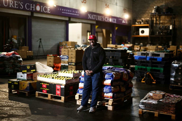 "Nous sommes des fantômes": à la rencontre de travailleurs de nuit immigrés au Royaume-Uni