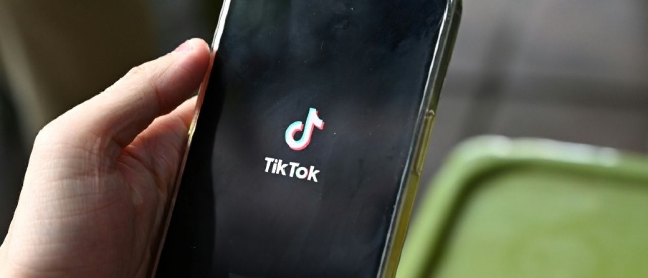 Effet "spirale" de l'algorithme de TikTok: Amnesty International saisit l'Arcom Effet "spirale" de l'algorithme de TikTok: Amnesty International saisit l'Arcom
