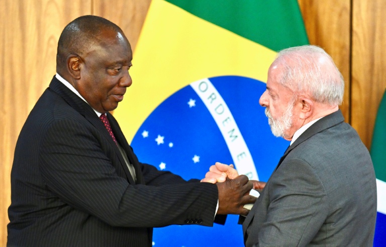 Défense: Lula veut coopérer avec l'Afrique du Sud face au risque d'"invasion"