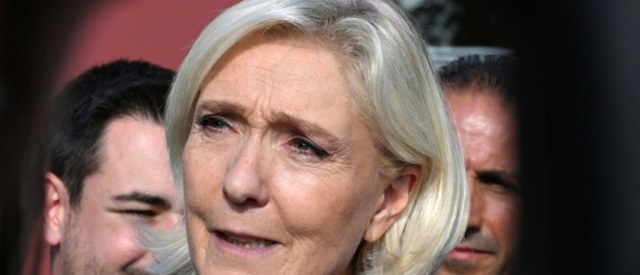 Réunion à l'Elysée sans le RN et LFI: Le Pen dénonce une "rupture" avec la fonction présidentielle  Réunion à l'Elysée sans le RN et LFI: Le Pen dénonce une "rupture" avec la fonction présidentielle