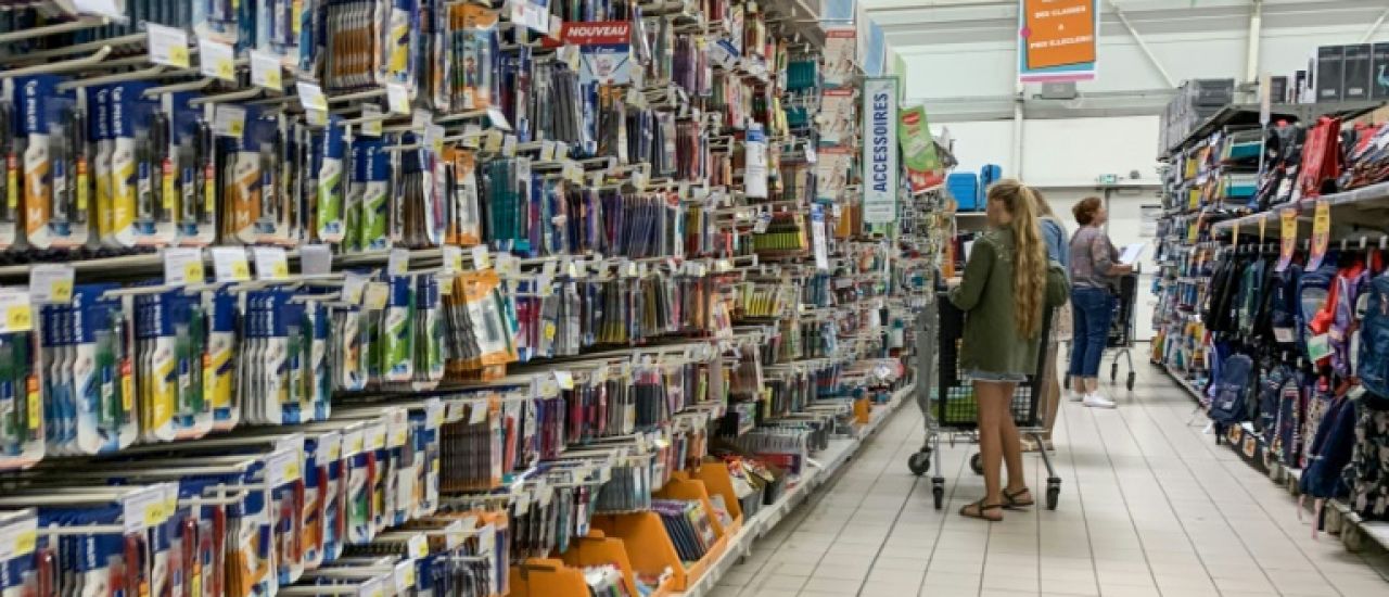 Fournitures scolaires: des prix encore trop élevés, selon l’UFC-Que Choisir