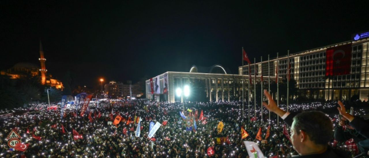 Özgür Özel, le visage d'une opposition turque combative