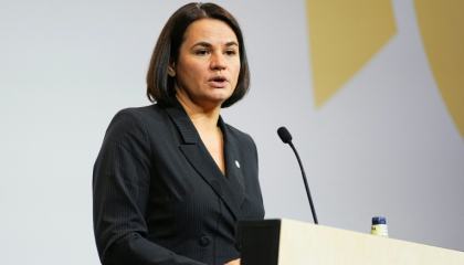 La cheffe de l'opposition bélarusse sceptique face à une rencontre Trump-Poutine