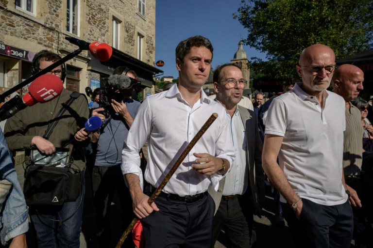 "École, salaires, frontières et IA": les quatre "chantiers capitaux" présidentiels de Gabriel Attal
