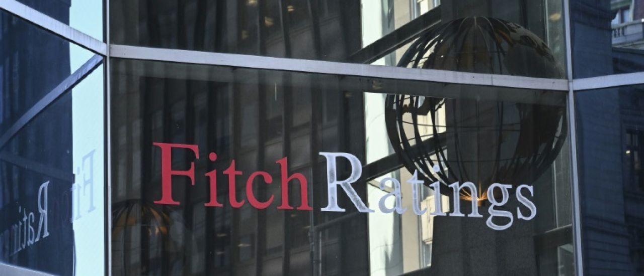 Dette: Fitch sanctionne la France pour ses incertitudes budgétaires