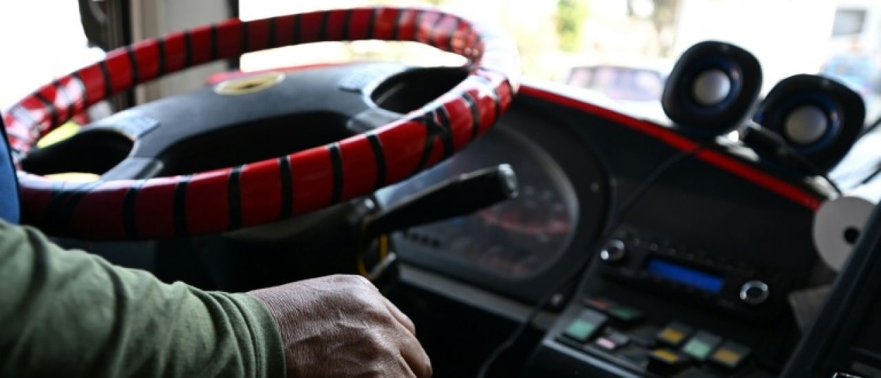 Au Pérou, les chauffeurs de bus risquent leur vie sous la menace des gangs Au Pérou, les chauffeurs de bus risquent leur vie sous la menace des gangs