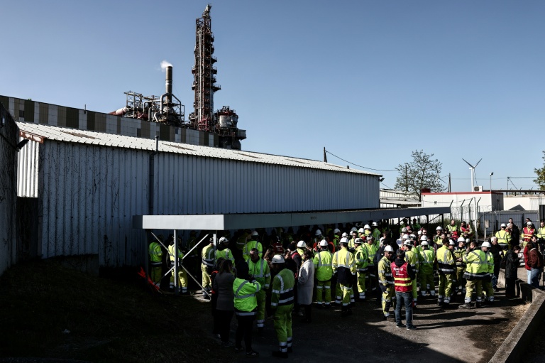 Fibre Excellence: syndicats et régions déplorent un "début de renoncement" de l'Etat