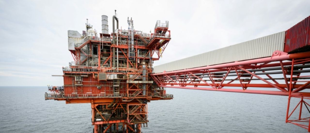 Énergies fossiles: 28 "bombes carbone" démarrées depuis 2021, alertent des ONG Énergies fossiles: 28 "bombes carbone" démarrées depuis 2021, alertent des ONG