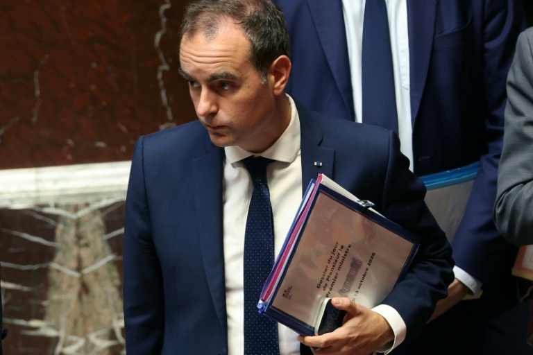Budget 2027 : les débats démarrent dans l'hémicycle, la dette et la présidentielle dans les esprits