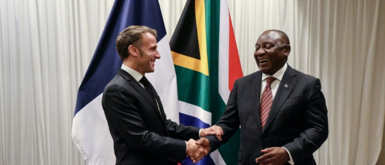Apartheid, économie: Macron entame une visite en Afrique du Sud avant le G20
