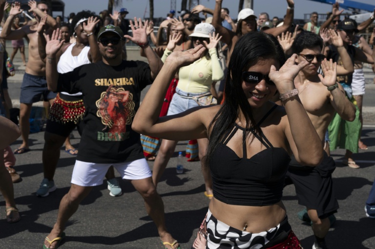 Rio sur un air latino avant le concert géant de Shakira