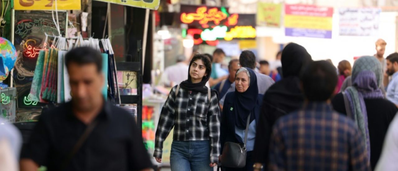 "Nous allons à la ruine": des Iraniens frappés de plein fouet par les sanctions
