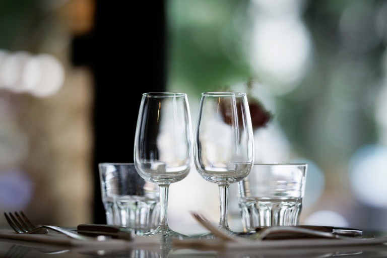 Faire son plein ou aller au resto : les restaurants plombés par les tensions sur le pouvoir d'achat